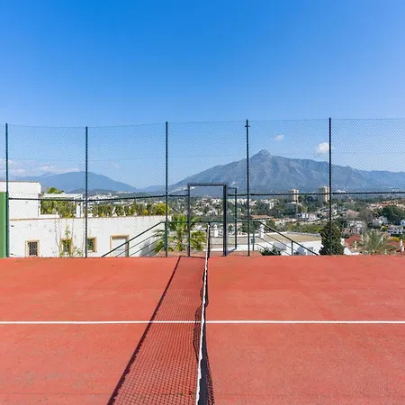 Modern 2-bedroom With Stunning Views *