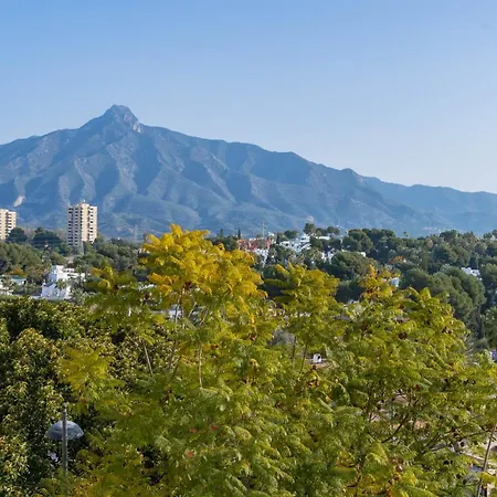 アパート 2 Bedroom With Stunning Views マルベーリャ