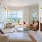 2 Bedroom With Stunning Views *