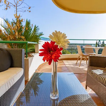 2 Bedroom With Stunning Views Lejlighed